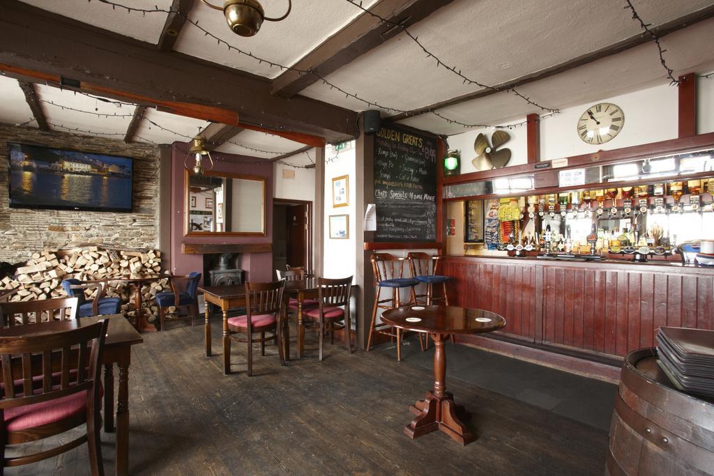 The Ferry House Inn Плимът Екстериор снимка